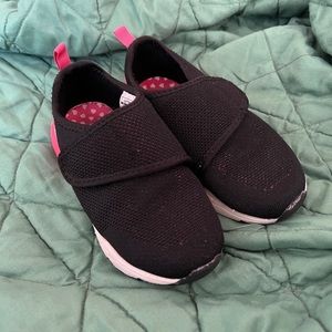 Carter's | Kody Athletic Shoe | Little Girls | 10​​​